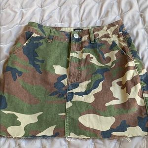 BDG High Rise Camo Skirt